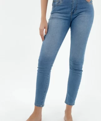 JEAN TENNIS MUJER - TIRO MEDIO - AJUSTADO