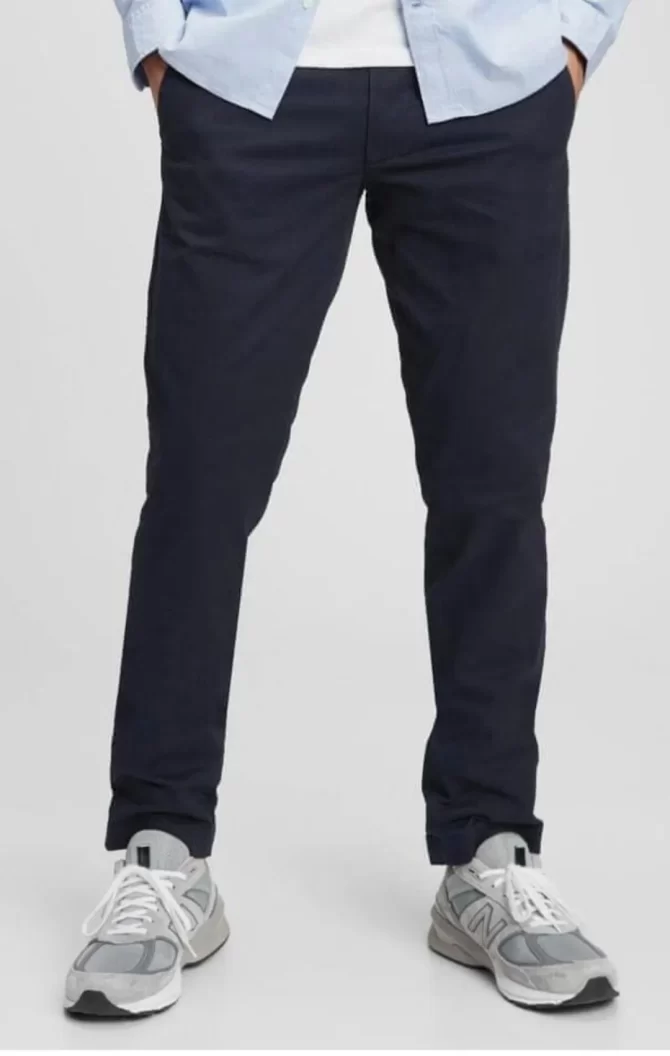 PANTALON GAP HOMBRE -ESSENTIAL KHAKI STRAIGHT TAPER