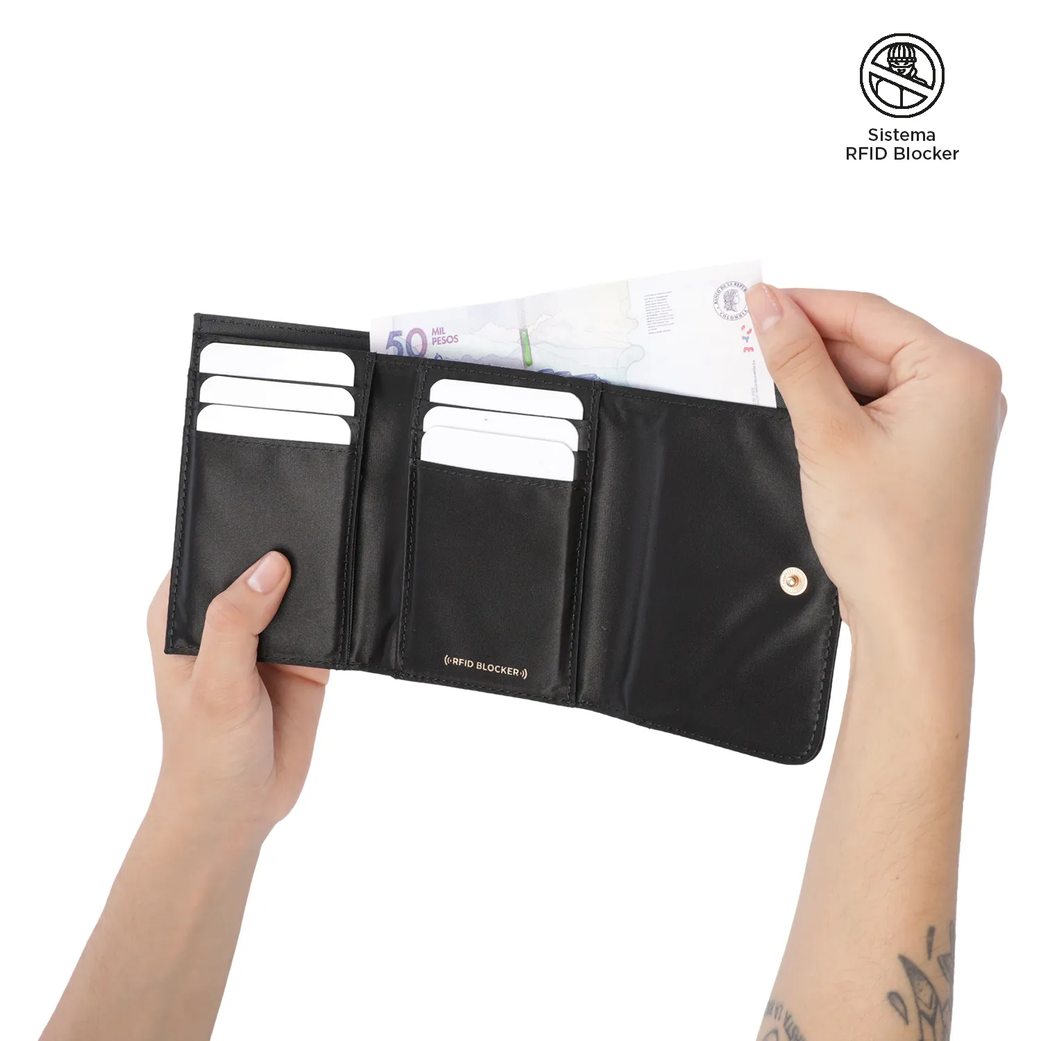 BILLETERA TOTTO BEL 2.0 MEDIANA - NEGRO - Imagen 3